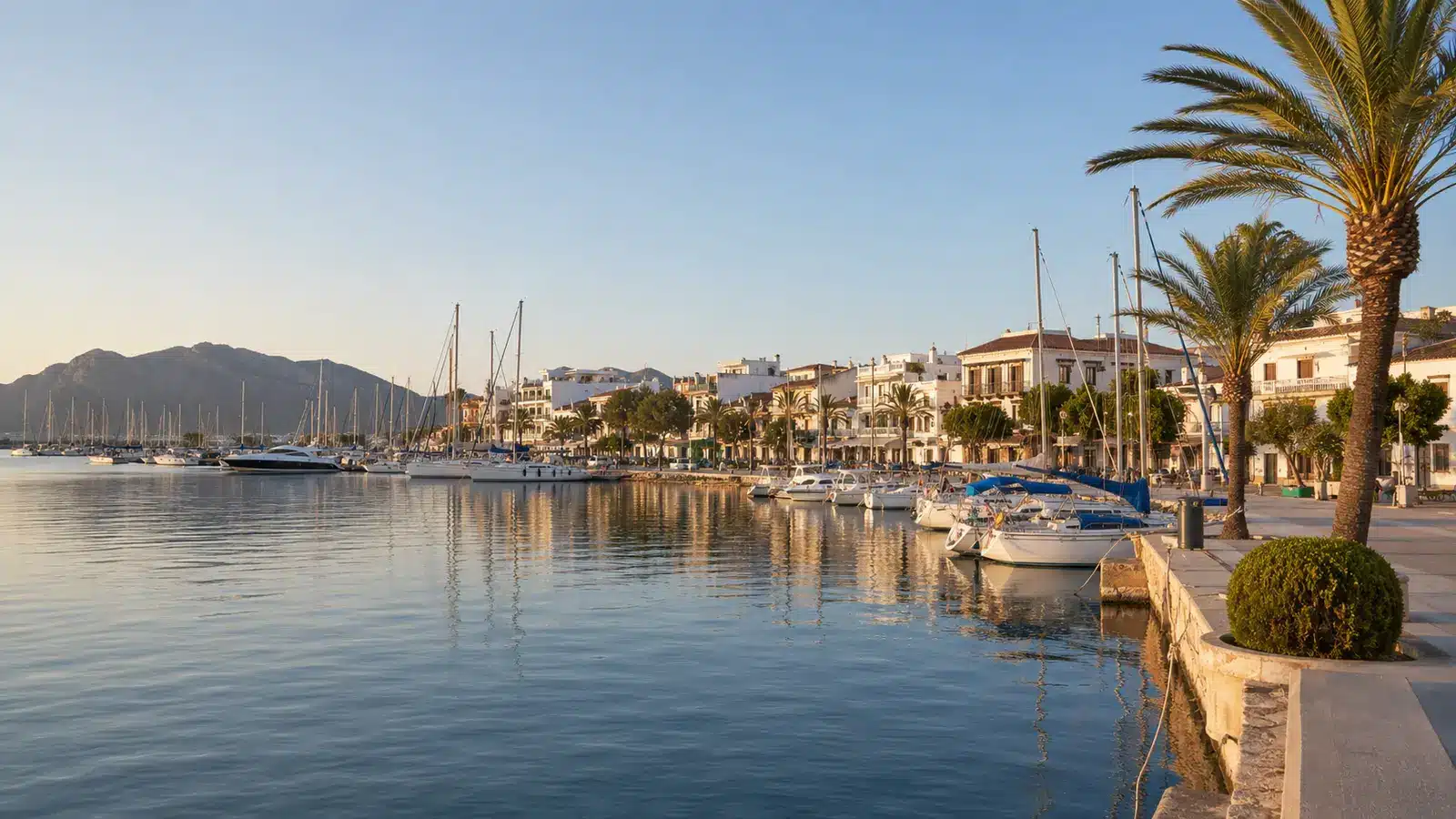 Port d’Alcúdia gehört zur Gemeinde Alcúdia. Dadurch teilt der Ort Verwaltung, Infrastruktur und viele regionale Angebote mit weiteren Siedlungen und Landschaftsräumen der Gemeinde. auf Mallorca – Sehenswürdigkeit und Landschaft